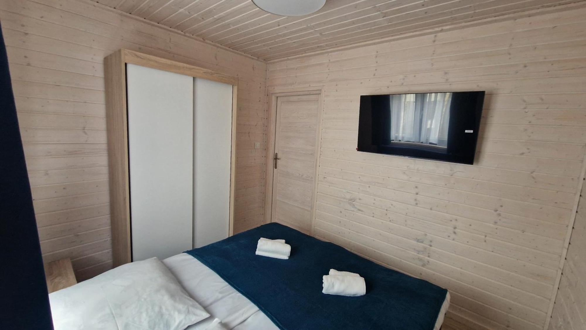Camping Klif-Nowe Klimatyzowane Domki, 400M Od Centrum Rewala, 30M Od Morza Trzesacz Exterior photo